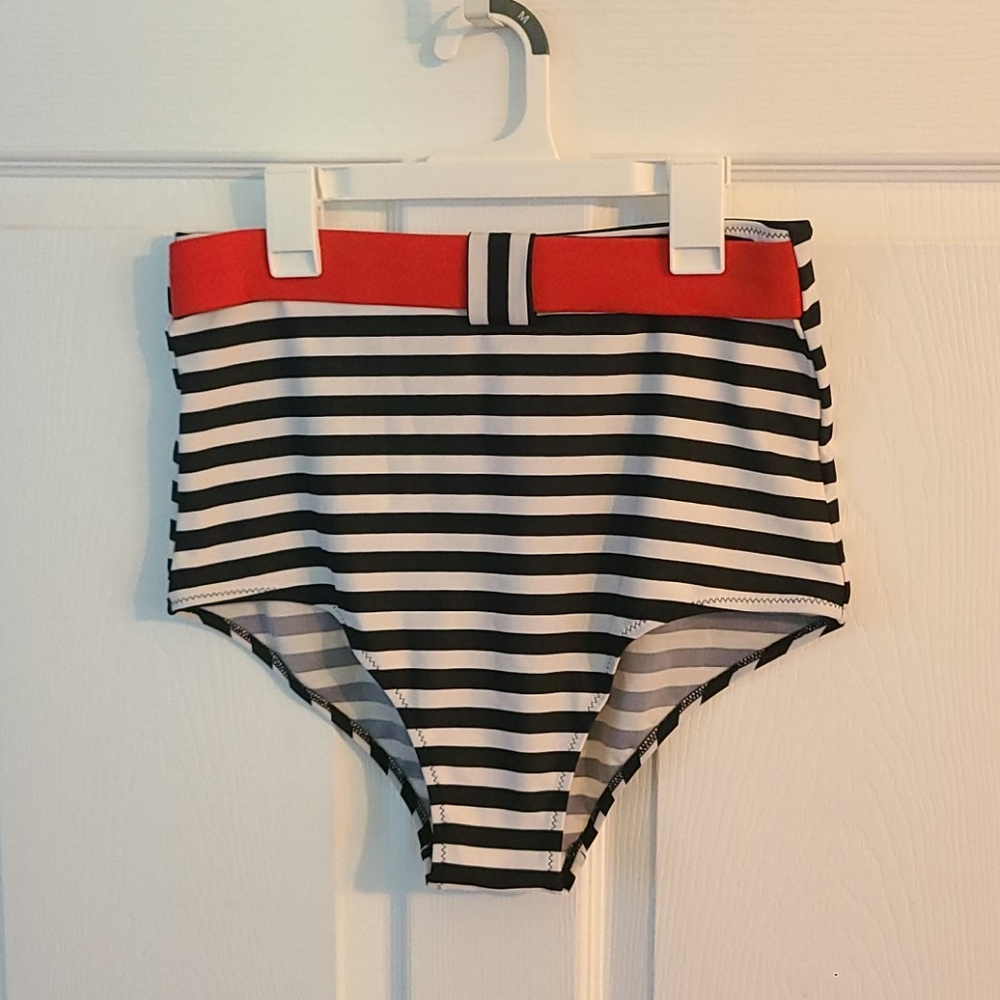 NWOT Vintage high waisted swim bottoms , striped